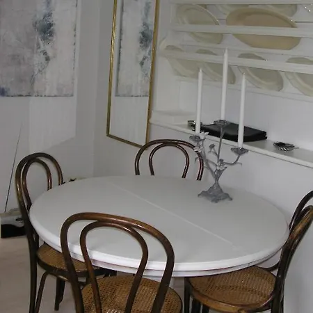 Bed & Kitchen Rugbjergvej * Stavtrup